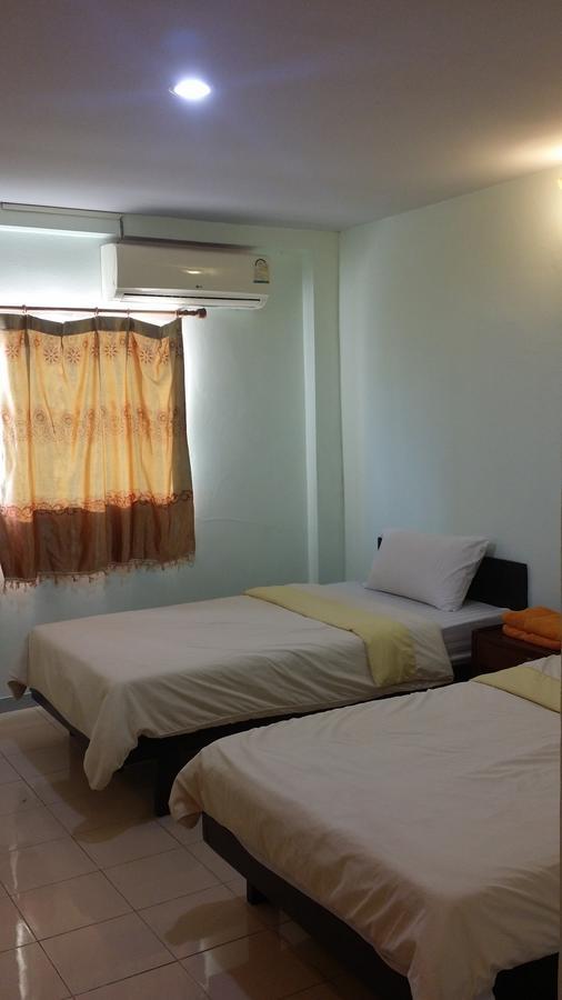 Narasiri Service Apartment Prachinburi Exterior photo