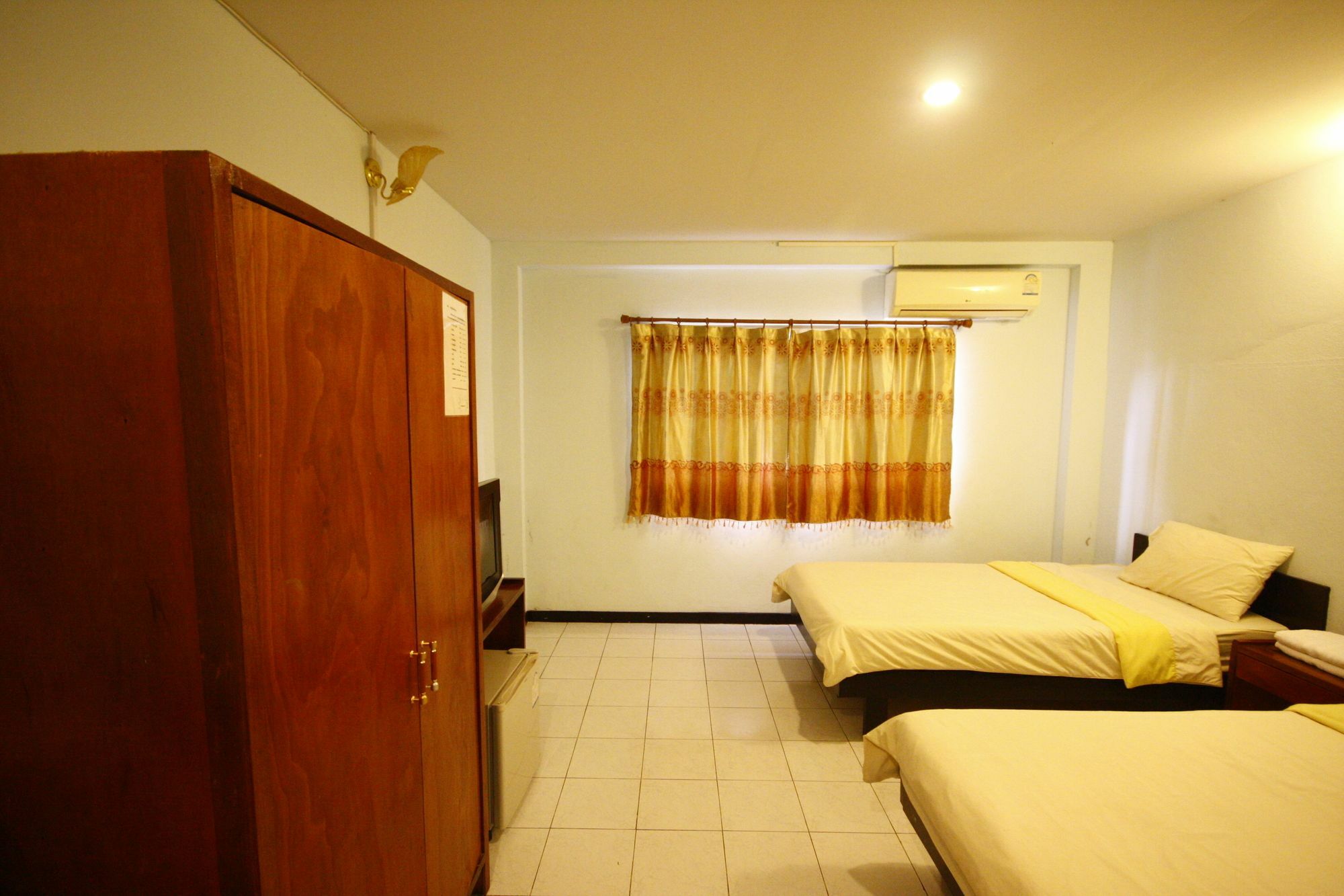 Narasiri Service Apartment Prachinburi Exterior photo